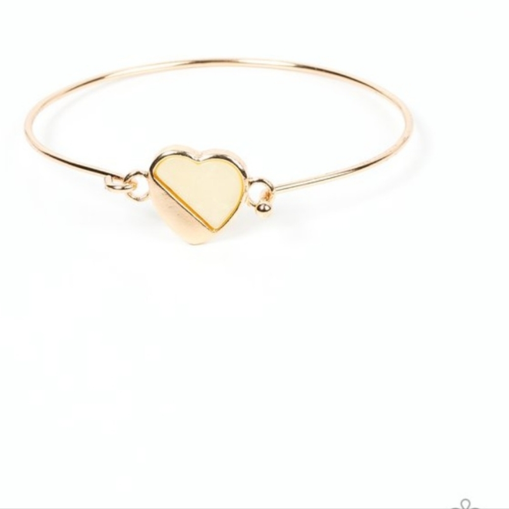 Gold bracelet paparazzi